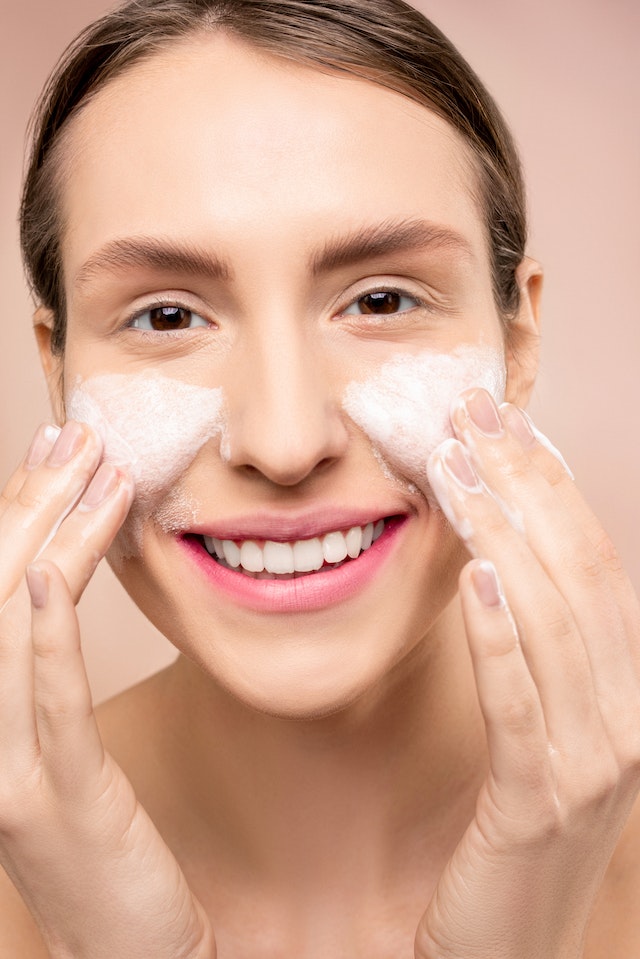 5 Must Have Skin Products for Dry Skin