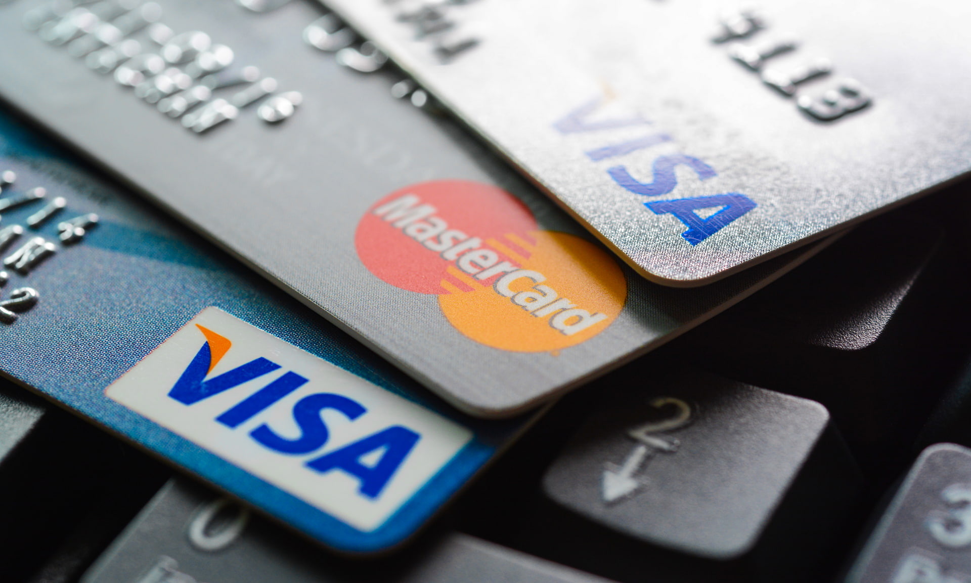 Advantages of Increasing Credit Card Limit