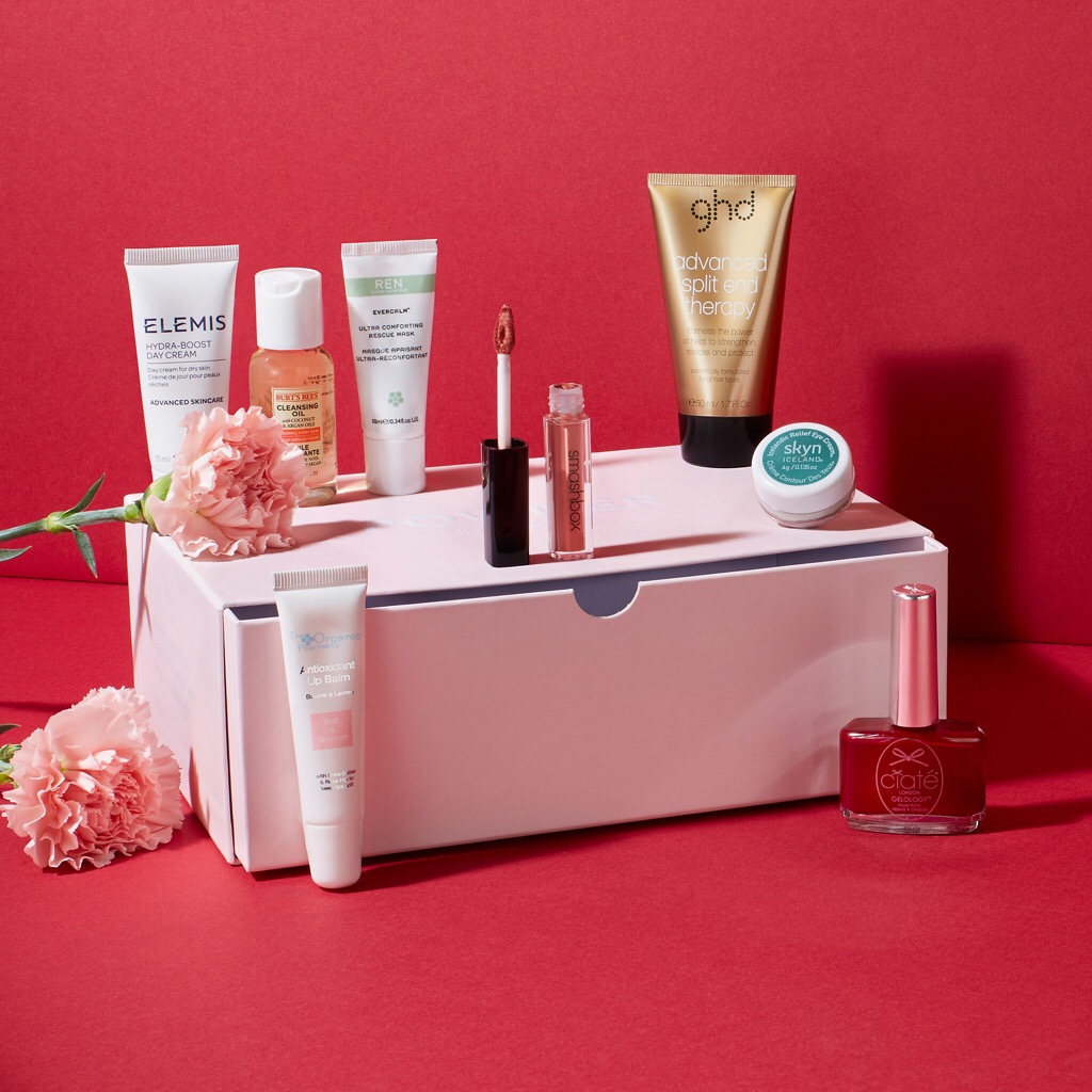 Which type of boxes are considered the best makeup boxes?   
